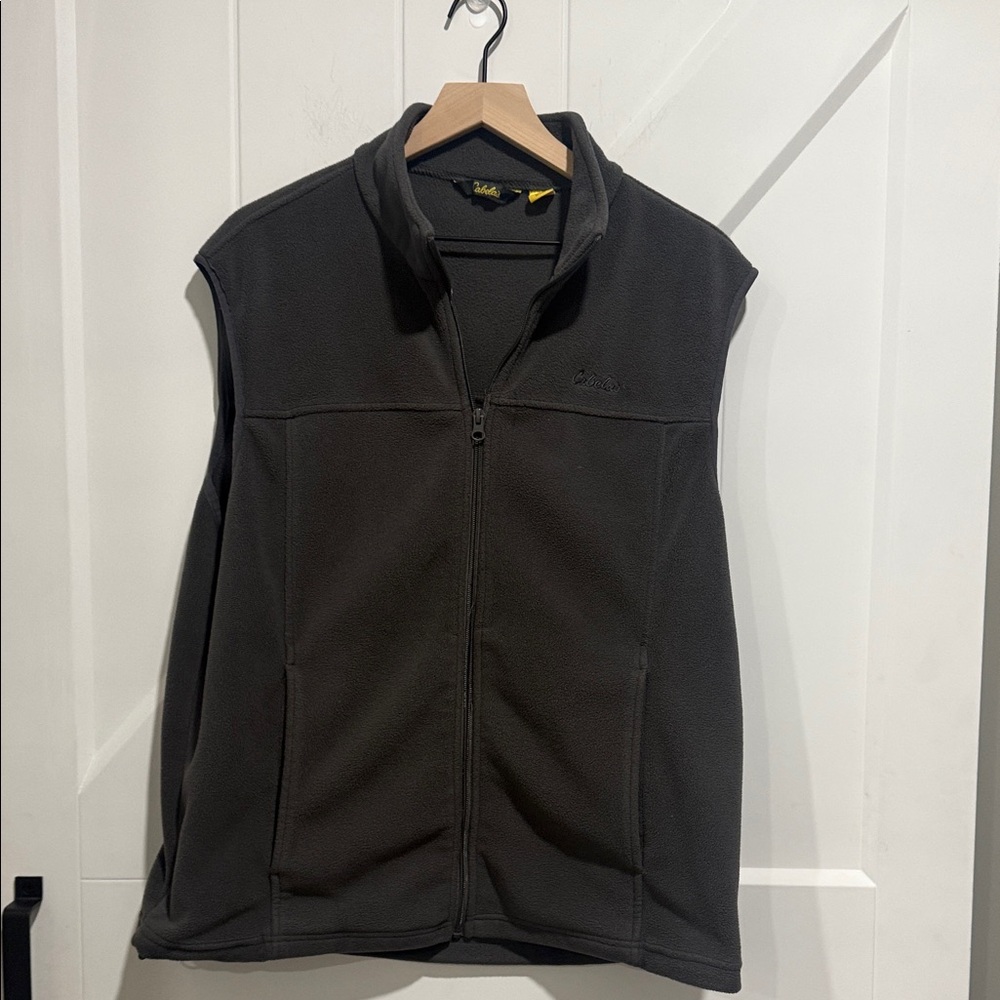 Cabela's Black Fleece Vest